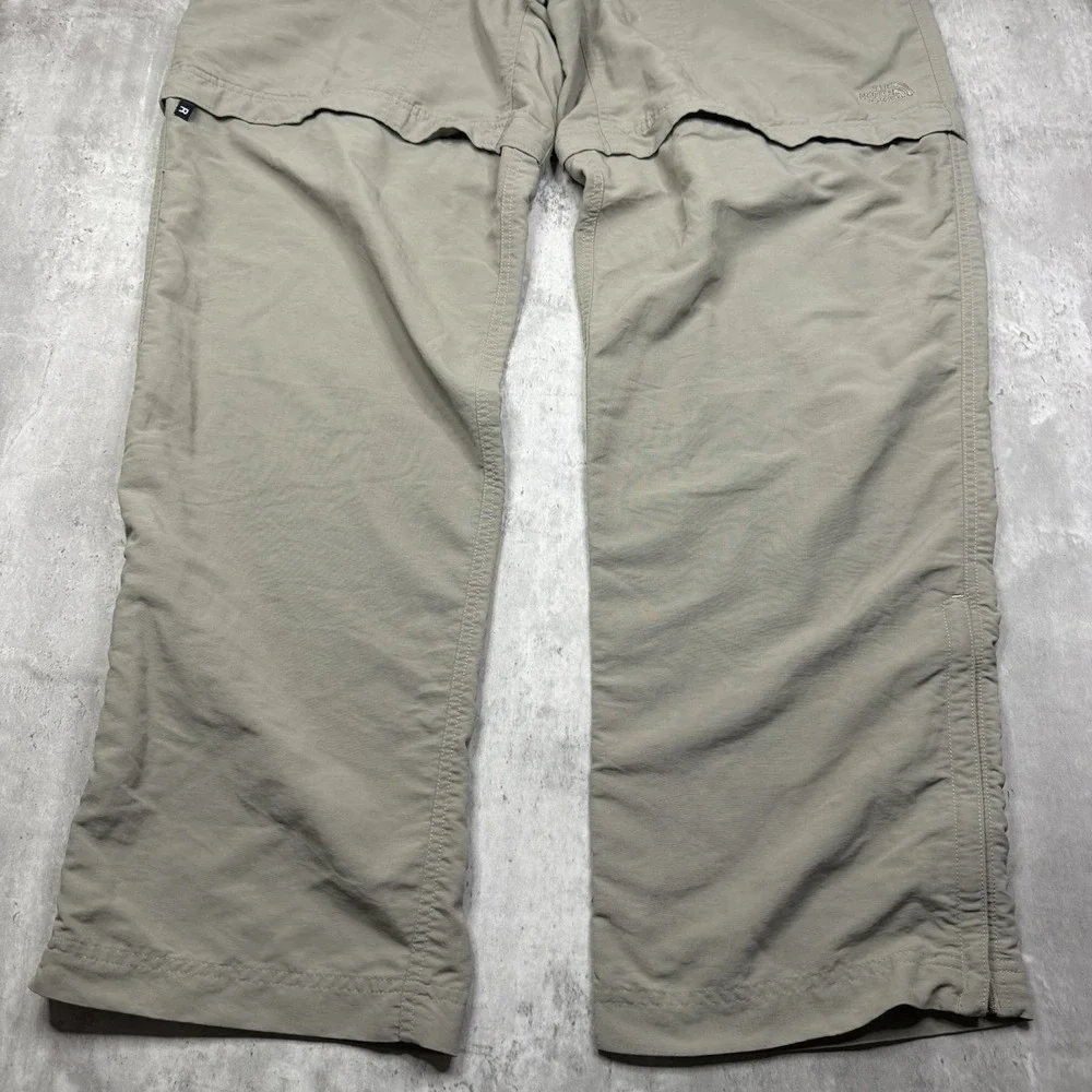The North Face Men's Large Nylon Convertible Cargo Hiking Pants Outdoor Beige